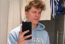 娱乐圈吃瓜双人解说,吃瓜达人双人解说，揭秘明星幕后故事